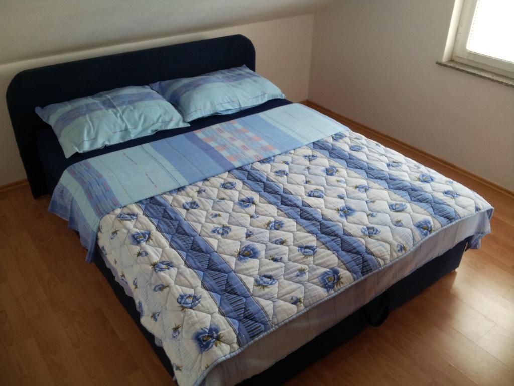 Apartments Angie Биоград на Мору Екстериор снимка